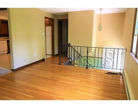11 Orchard Rd, Gloucester, MA 01930 photo 4