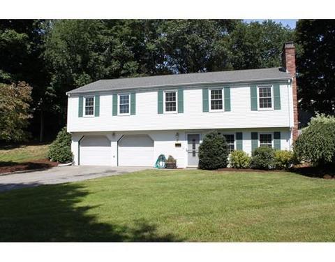 3 Greenleaf Dr, Beverly, MA 01915 photo 2