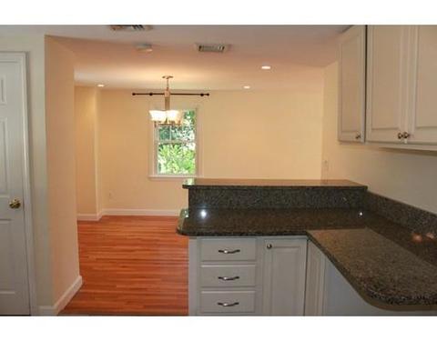 3 Greenleaf Dr, Beverly, MA 01915 photo 9