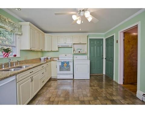 119 Plain St, Easthampton, MA 01027 photo 7