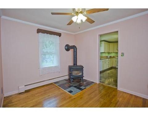 119 Plain St, Easthampton, MA 01027 photo 12