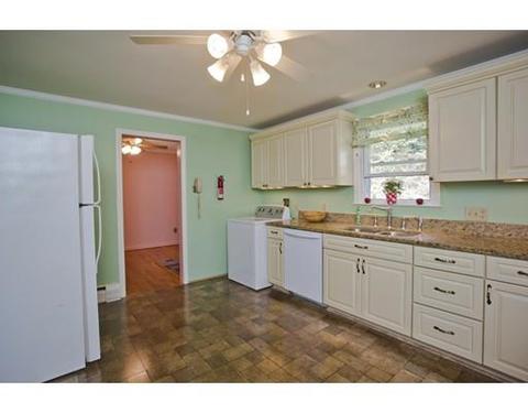 119 Plain St, Easthampton, MA 01027 photo 9