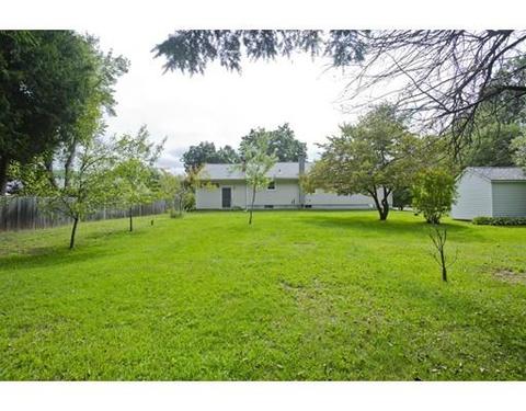 119 Plain St, Easthampton, MA 01027 photo 27