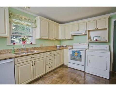 119 Plain St, Easthampton, MA 01027 photo 8