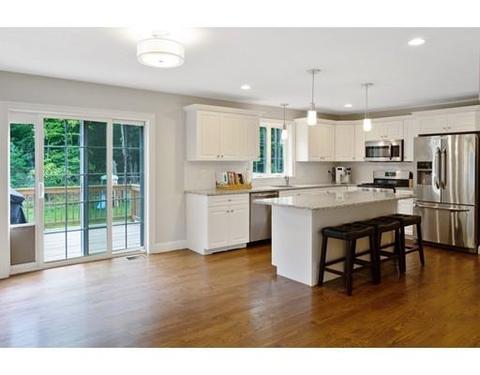1 Debrah Ln, Millis, MA 02054 photo 5