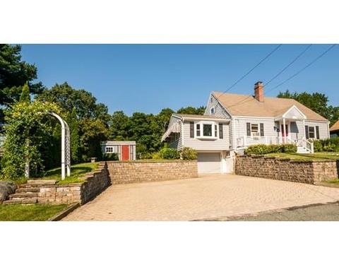 8 Davis Rd, Beverly, MA 01915 photo 2