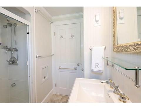 8 Davis Rd, Beverly, MA 01915 photo 17