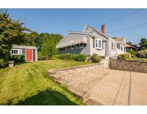 8 Davis Rd, Beverly, MA 01915 photo 3