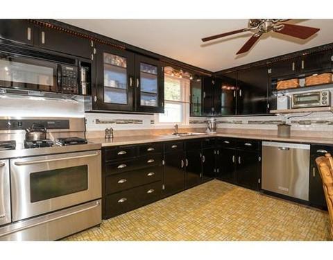 8 Davis Rd, Beverly, MA 01915 photo 12