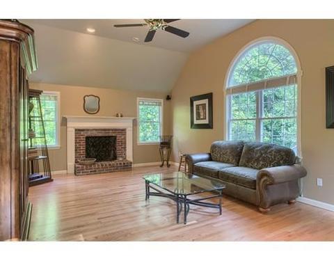 7 Matthew Ln, Sterling, MA 01564 photo 5