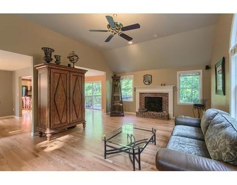 7 Matthew Ln, Sterling, MA 01564 photo 6