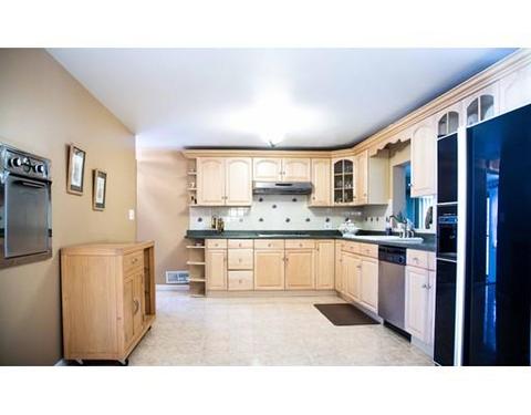 58 Savoie St, Fall River, MA 02723 photo 5