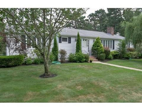 104 Nottingham Dr, Barnstable, MA 02632 photo 1