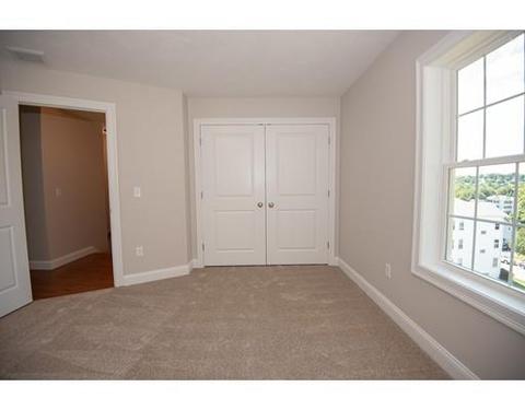 48 Standish St, Worcester, MA 01604 photo 13