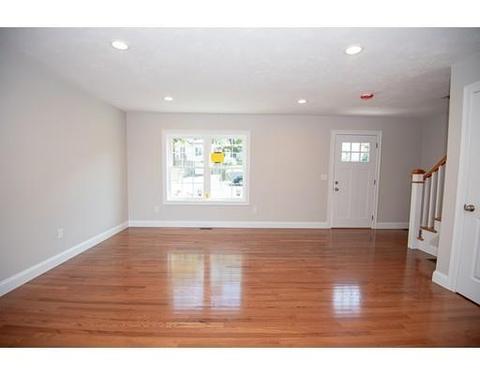48 Standish St, Worcester, MA 01604 photo 7