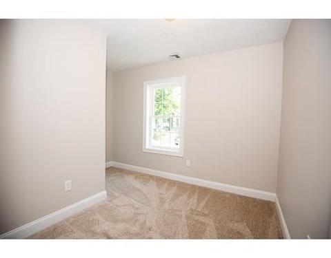 48 Standish St, Worcester, MA 01604 photo 14