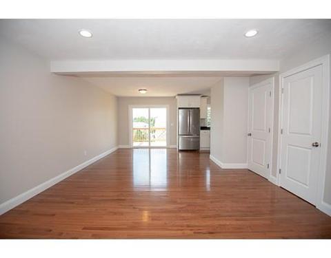 48 Standish St, Worcester, MA 01604 photo 6
