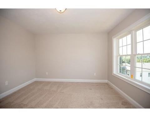 48 Standish St, Worcester, MA 01604 photo 9