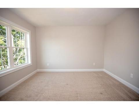 48 Standish St, Worcester, MA 01604 photo 17