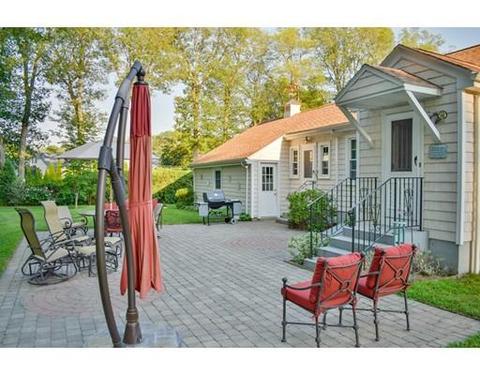 27 Graystone Cir, Worcester, MA 01606 photo 9