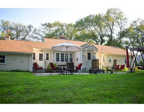 27 Graystone Cir, Worcester, MA 01606 photo 6