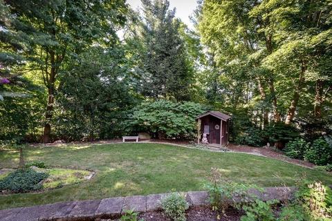 73 Crest Rd, Wellesley, MA 02482 photo 21