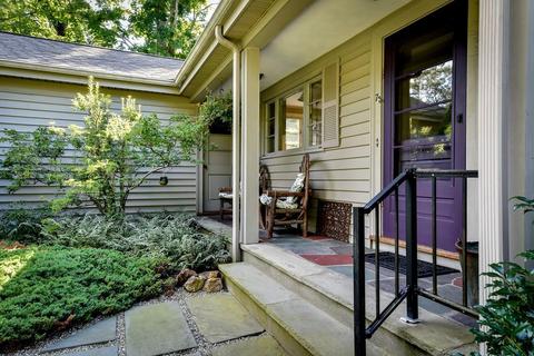 73 Crest Rd, Wellesley, MA 02482 photo 2