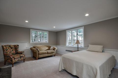 73 Crest Rd, Wellesley, MA 02482 photo 18