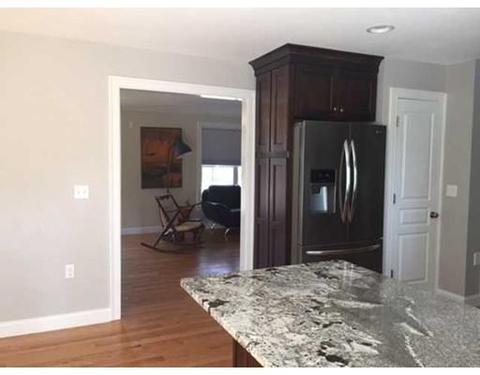 139 Berwick Rd, Attleboro, MA 02703 photo 3