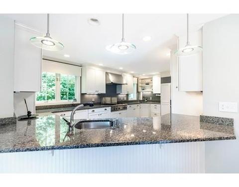 8 Cedar Rd, Andover, MA 01810 photo 5