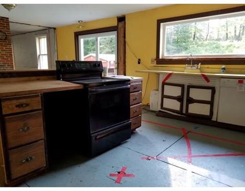 306 Zoar Rd, Rowe, MA 01367 photo 4
