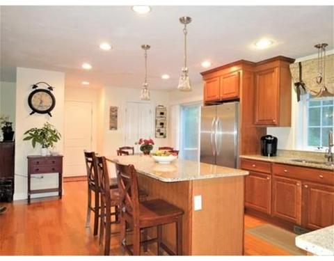 4 Karlee Dr, Maynard, MA 01754 photo 2