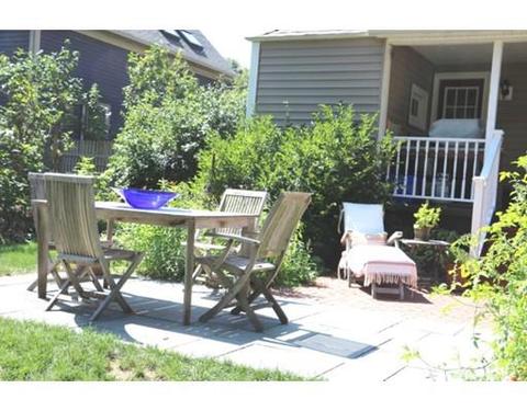 17 Maple St, Maynard, MA 01754 photo 4