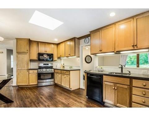 59 Munroe Rd, Lexington, MA 02421 photo 2