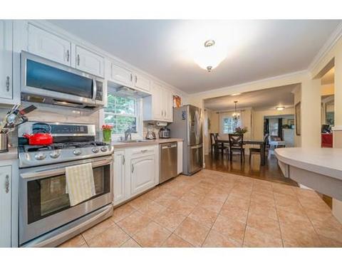 6 Gerald Rd, Stoneham, MA 02180 photo 10