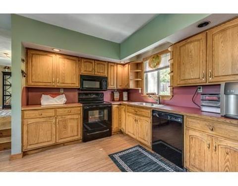12 Becker Cir, Gloucester, MA 01930 photo 5