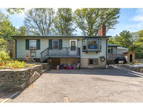 12 Becker Cir, Gloucester, MA 01930 photo 3