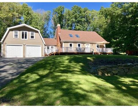 32 Blackstone St, Sutton, MA 01590 photo 1