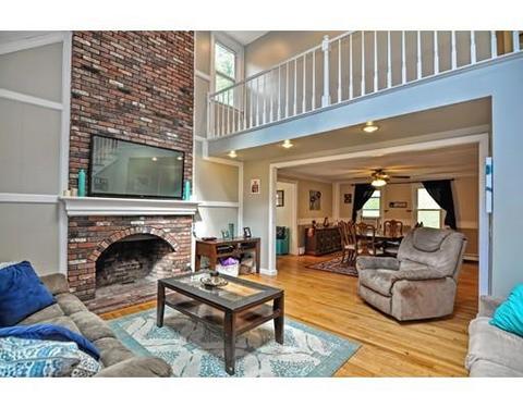 32 Blackstone St, Sutton, MA 01590 photo 11