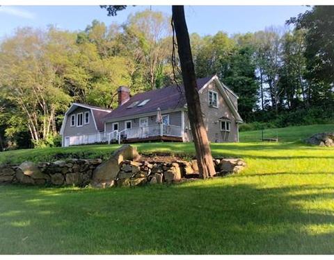 32 Blackstone St, Sutton, MA 01590 photo 2