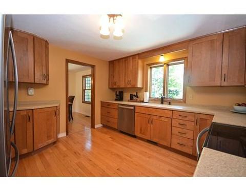 100 Highland View Dr, Sutton, MA 01590 photo 3