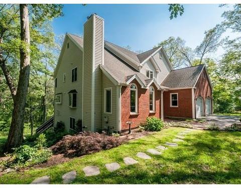 18 Cornish Dr, Hudson, MA 01749 photo 5