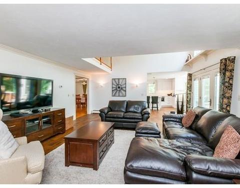 18 Cornish Dr, Hudson, MA 01749 photo 3