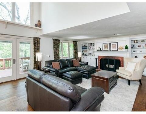 18 Cornish Dr, Hudson, MA 01749 photo 1