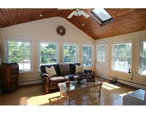 31 Juniper Dr, Saugus, MA 01906 photo 10