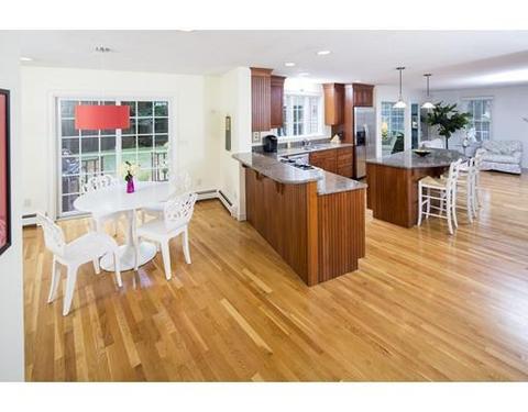 28 Hobart St, Hingham, MA 02043 photo 15