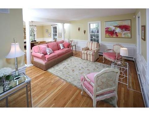 28 Hobart St, Hingham, MA 02043 photo 18