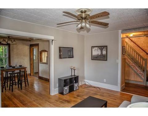 9 Corona St, Springfield, MA 01104 photo 6