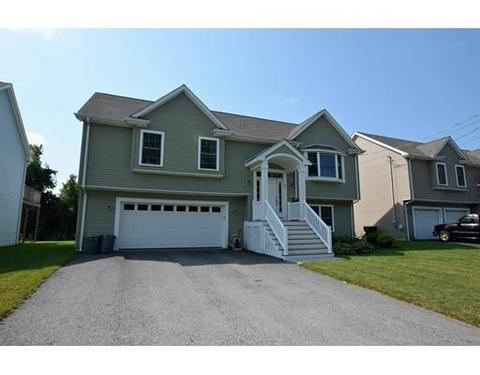 41 Lynwood St, Fall River, MA 02721 photo 2