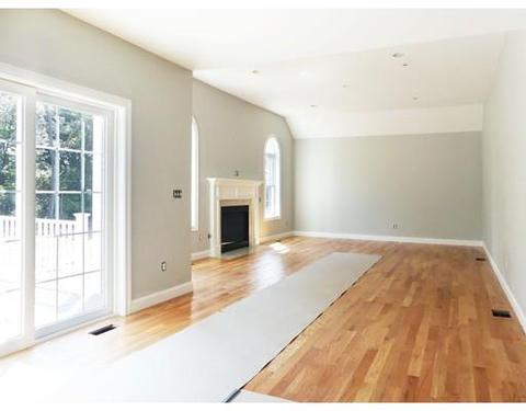 4 Lenetta Ln, Reading, MA 01867 photo 9